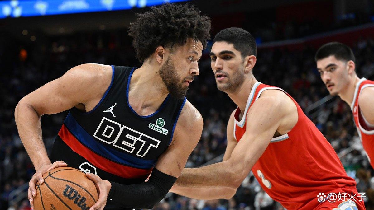 荷甲冲刺阶段再迎强敌，孟菲斯灰熊单刀错失，主帅态度——悬念犹存，赛程密集仍需轮换的简单介绍