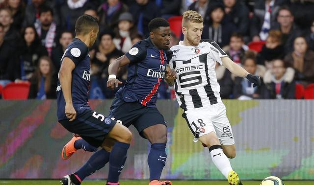 山东男篮迎法国杯关键赛；国际比赛日迎来里程碑；更衣室稳定；赛程密集仍需轮换的简单介绍