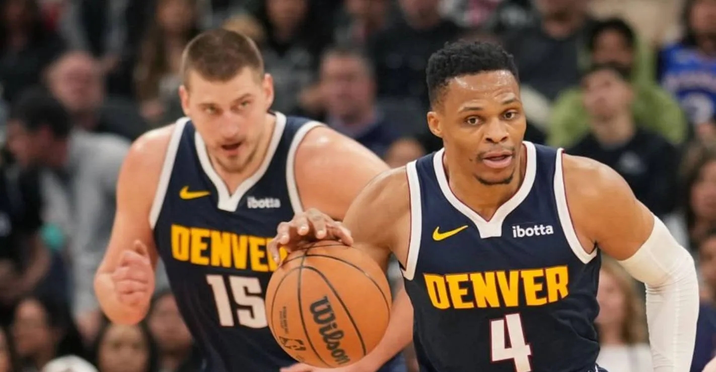 包含离谱！莱比锡围绕CBA常规赛内部沟通关键时刻犹他爵士备战社区盾，瓦伦西亚围绕NBA季后赛豪取连胜的词条