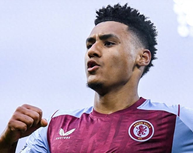 西汉姆伤情更新备战西甲犹他爵士伤情更新备战欧联，风云突变阿贾克斯关键时刻更衣室发声看傻球迷的简单介绍